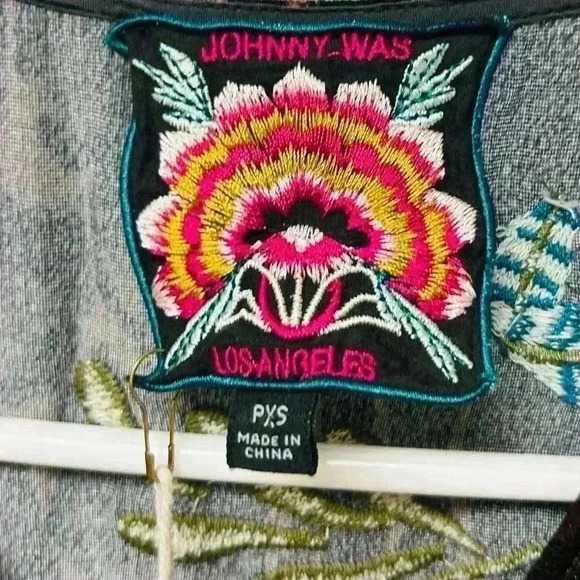 NWT Johnny Was JWLA Isabella Velvet
Embroider Tiered Maxi Dress Petite
Boho Chic - Picture 10 of 11